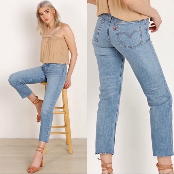 Levi's Denim - Levi’s Wedgie straight leg jeans in light wash